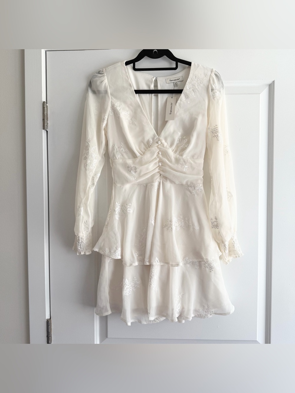 Francesca’s Ivory White Floral Tiered Long Sleeve Mini Dress NWT